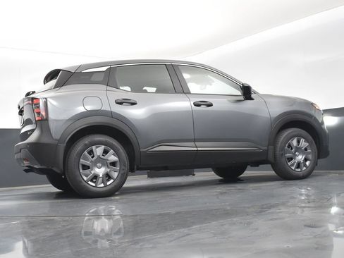 Used 2025 Nissan Kicks S image 41