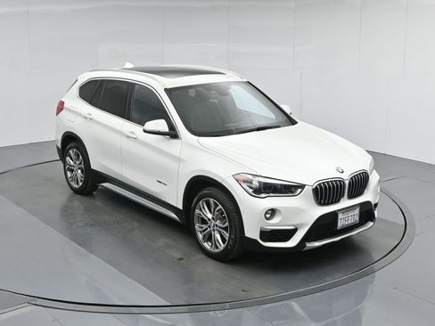 Used 2017 BMW X1 xDrive28i image 42