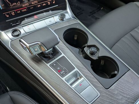 Used 2025 Audi A6 Premium Plus w/ Premium Plus Package image 14