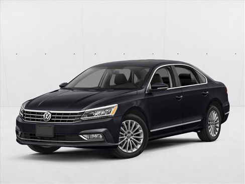 Used 2018 Volkswagen Passat GT image 1