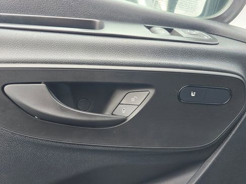 Used 2024 Mercedes-Benz Sprinter 2500 image 20