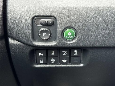 Used 2023 Honda Ridgeline RTL-E image 14