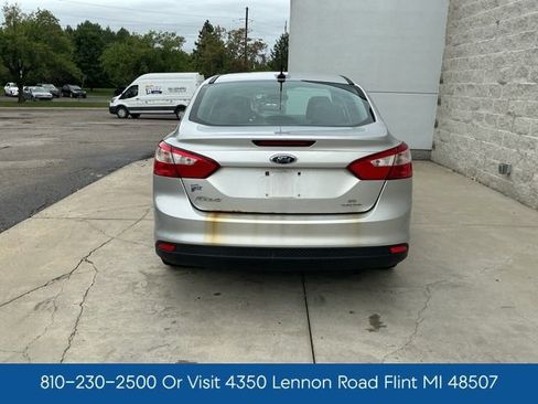 Used 2013 Ford Focus SE FWD image 9