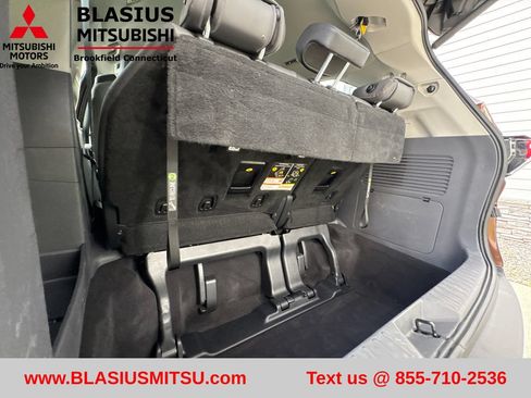 Used 2022 Toyota Sienna XLE AWD/4WD image 50