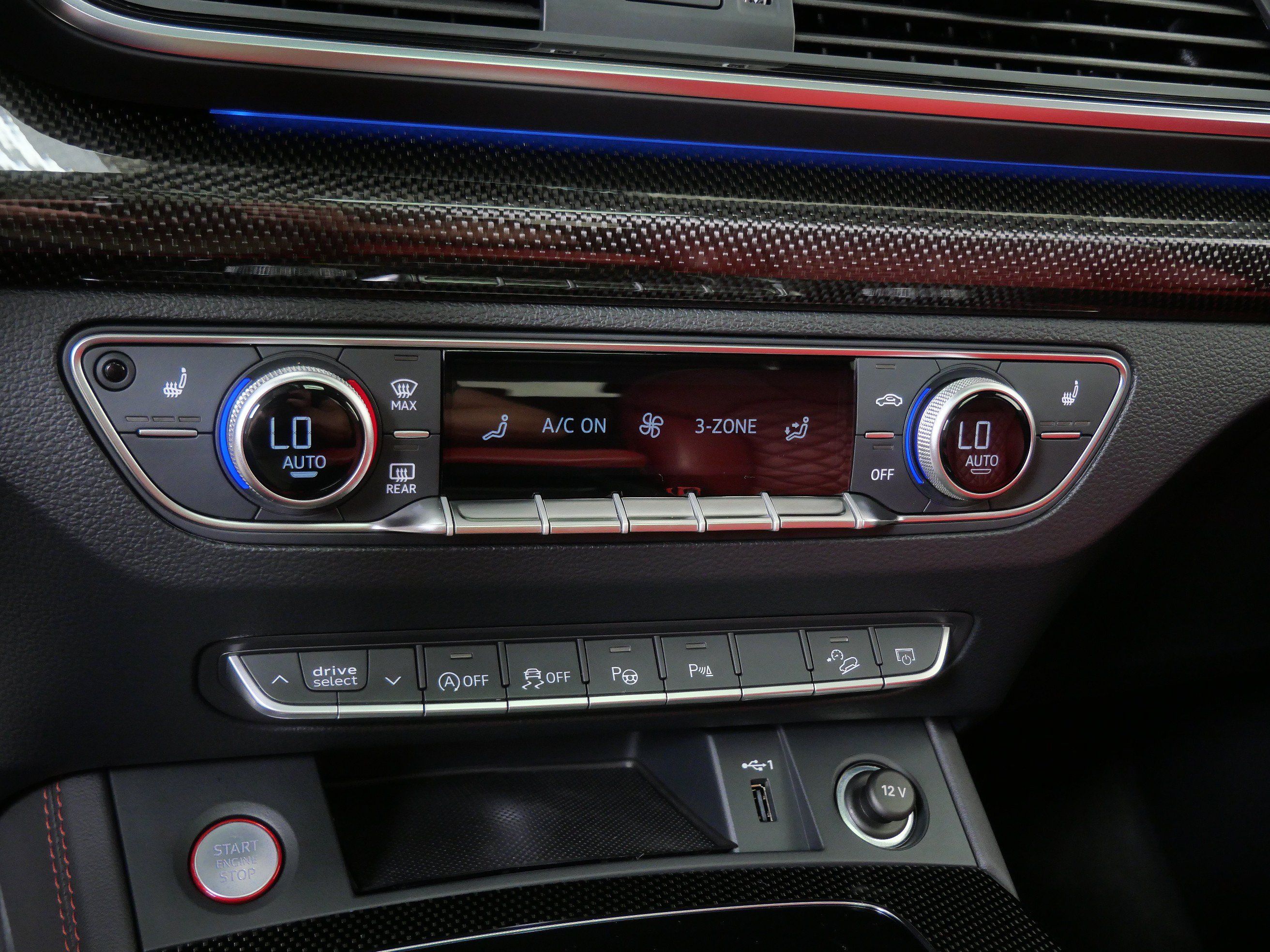 Used 2023 Audi SQ5 Prestige w/ Prestige Package AWD/4WD image 20
