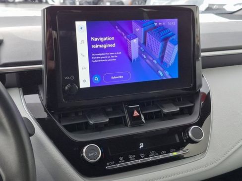 Used 2024 Toyota Corolla SE image 14