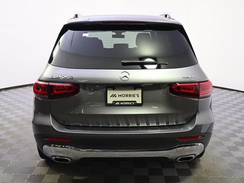 Used 2021 Mercedes-Benz GLB 250 4MATIC image 5