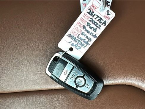 Certified 2022 Ford Maverick Lariat w/ Lariat Luxury Package image 30