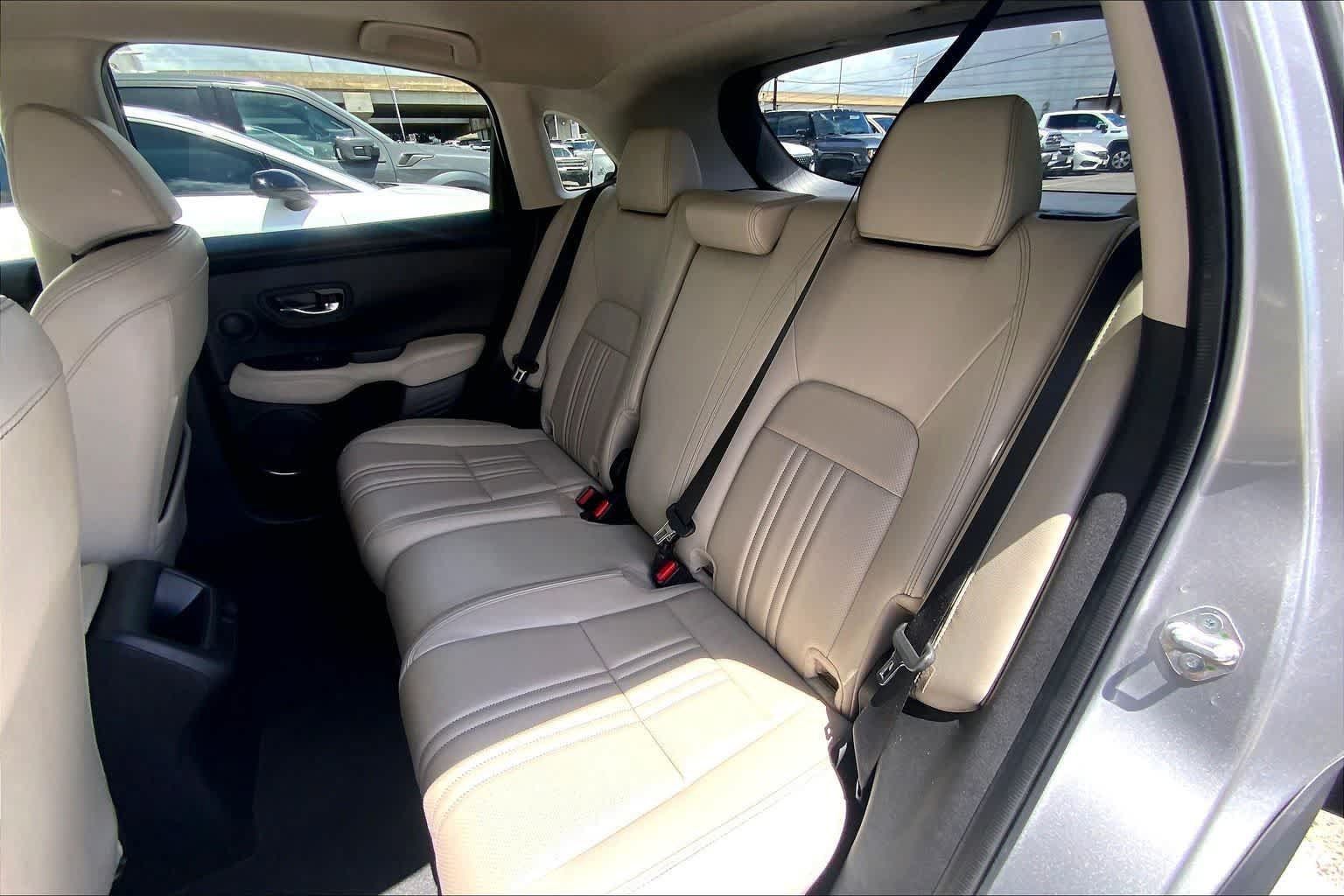 Used 2024 Honda HR-V EX-L image 29