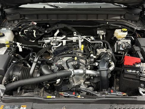 Used 2025 Ford Bronco Big Bend image 15