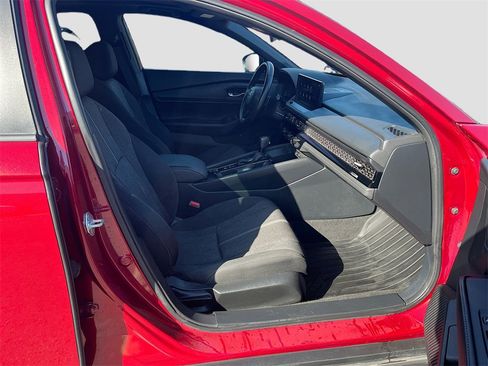 Used 2023 Honda Accord Sport image 26