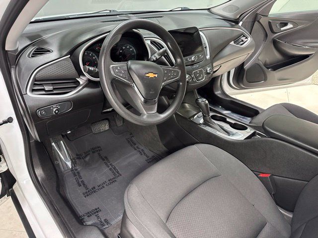 Used 2020 Chevrolet Malibu LS FWD image 9