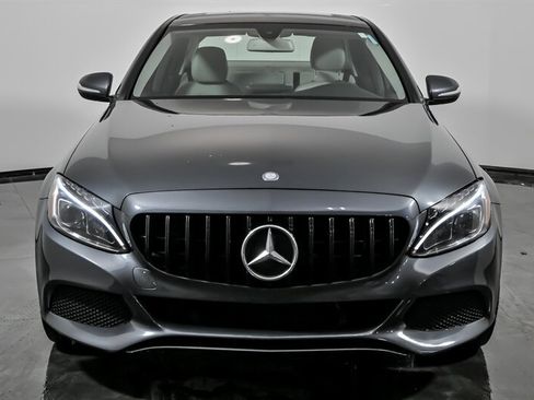 Used 2015 Mercedes-Benz C 300 4MATIC Sedan image 4