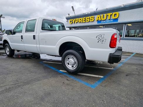 Used 2011 Ford F250 XL w/ Skid Plate Pkg image 5