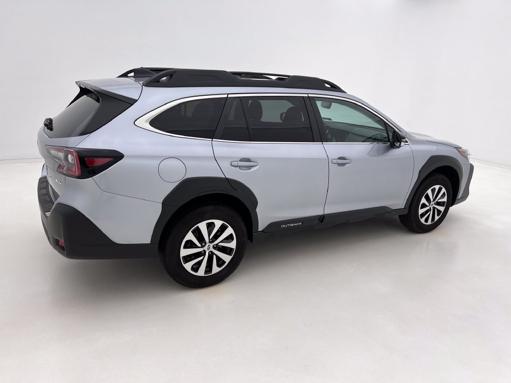 Used 2025 Subaru Outback Premium w/ Popular Package #1A AWD/4WD image 6