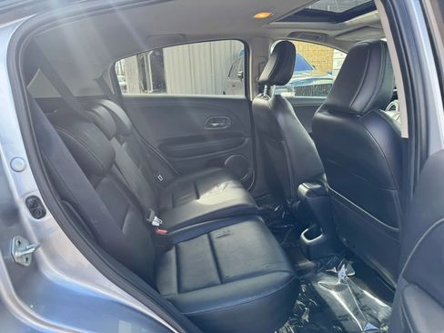 Used 2022 Honda HR-V EX-L image 21