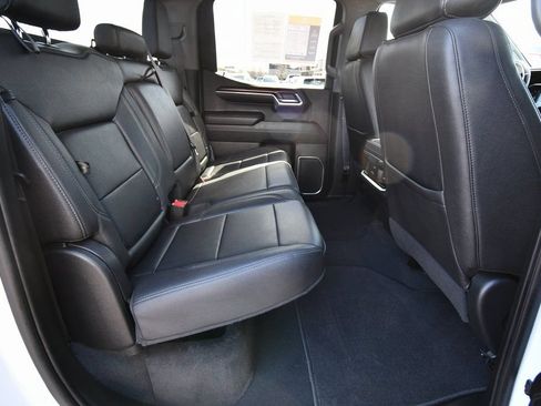 Used 2023 GMC Sierra 1500 SLT w/ SLT Convenience Package AWD/4WD image 19