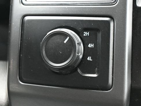Used 2020 Ford F150 XLT AWD/4WD image 21
