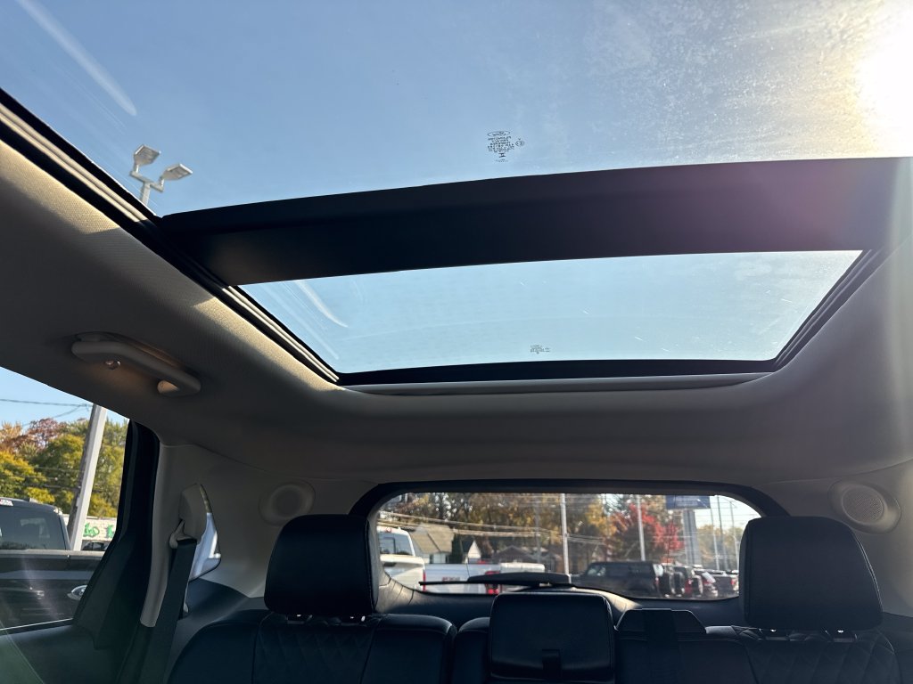 Used 2024 Ford Edge Titanium AWD/4WD image 42