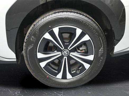 Used 2023 Toyota bZ4X AWD w/ Weather Package image 13