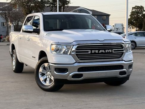 Used 2024 RAM 1500 Laramie image 2