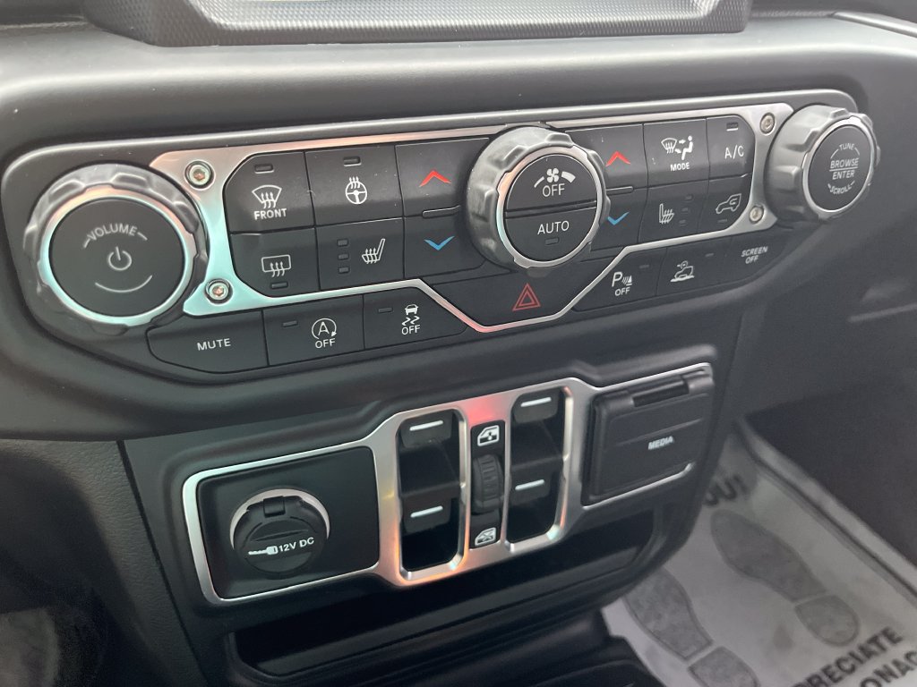 Used 2020 Jeep Gladiator Overland AWD/4WD image 22