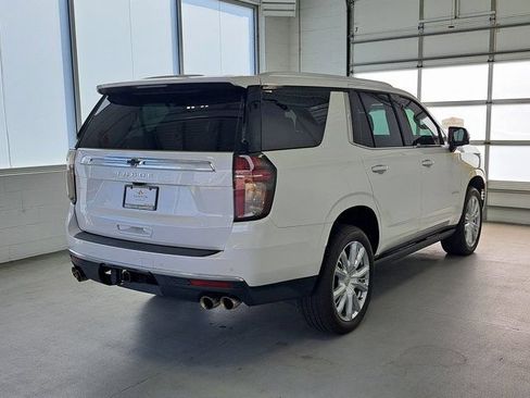 Used 2021 Chevrolet Tahoe High Country w/ Premium Package AWD/4WD image 5