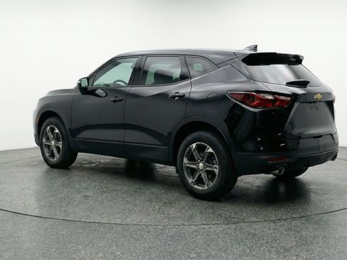 Used 2025 Chevrolet Blazer LT image 6