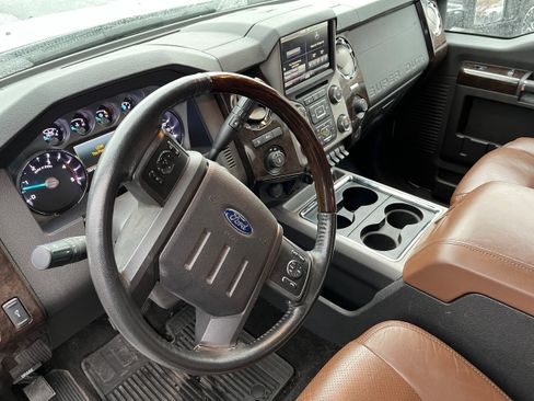 Used 2014 Ford F250 Platinum w/ FX4 Off-Road Package image 24