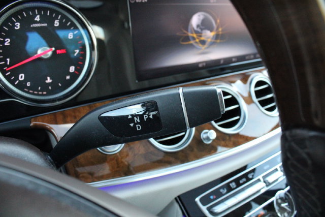 Used 2018 Mercedes-Benz E 300 image 14