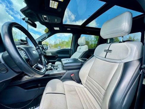 Used 2022 Ford F150 Lightning Platinum AWD/4WD image 14