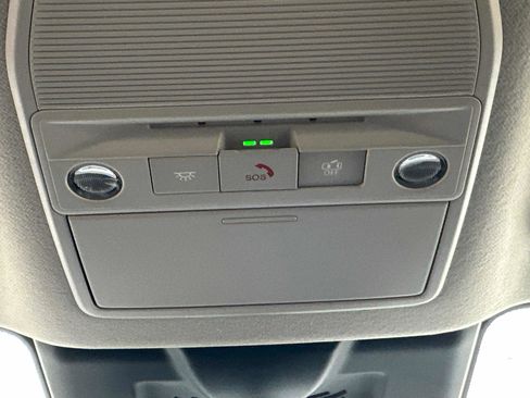 New 2026 Nissan Sentra SR w/ Floor Mat Package FWD image 37