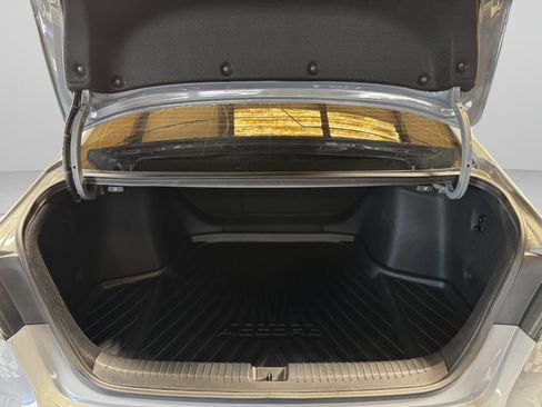 Used 2025 Honda Accord EX-L image 37