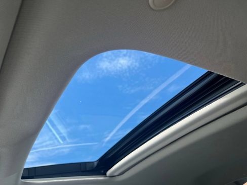 Used 2023 Honda Accord EX image 8