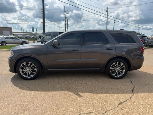 Used 2019 Dodge Durango GT RWD image 2