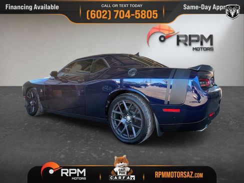 Used 2016 Dodge Challenger R/T Scat Pack RWD image 4