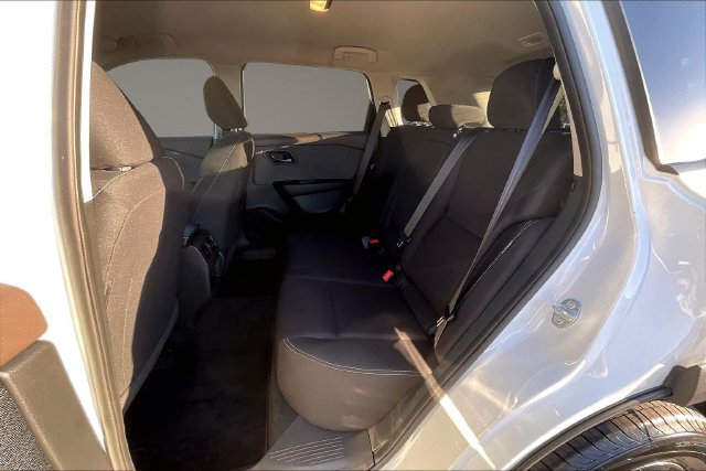 Certified 2023 Nissan Rogue S FWD image 23