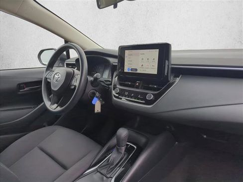 Used 2024 Toyota Corolla LE image 17