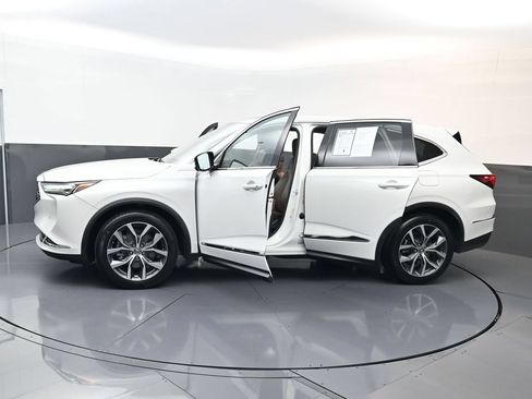 Used 2024 Acura MDX w/ Technology Package AWD/4WD image 32