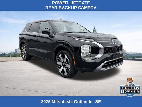 Used 2025 Mitsubishi Outlander SE AWD/4WD image 7