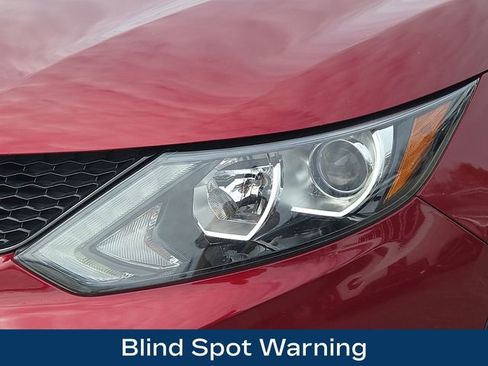 Used 2019 Nissan Rogue Sport SV w/ All-Weather Package image 12