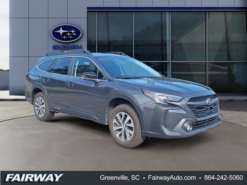 Used 2024 Subaru Outback Premium AWD/4WD image 4