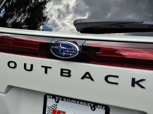 Used 2026 Subaru Outback Premium AWD/4WD image 30