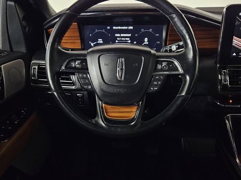 Used 2019 Lincoln Navigator Reserve w/ Cargo Package AWD/4WD image 11