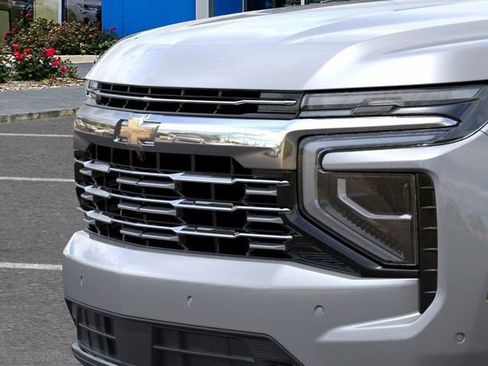 New 2026 Chevrolet Suburban Premier w/ Sun And Tow Package AWD/4WD image 13