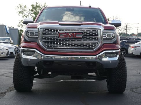 Used 2018 GMC Sierra 1500 SLT AWD/4WD image 2