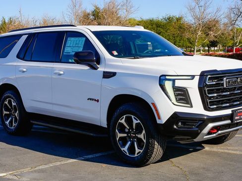 New 2026 GMC Yukon AT4 w/ Premium Trailering Package image 6