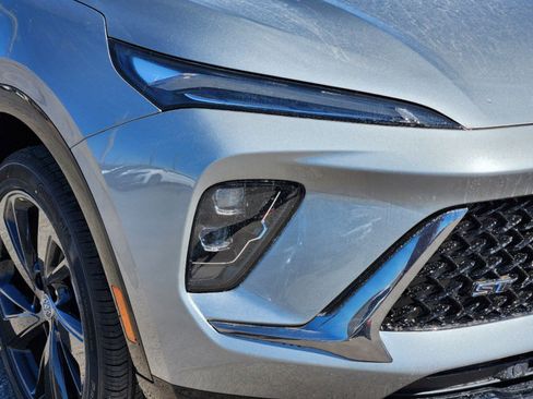 New 2025 Buick Envision Sport Touring image 7