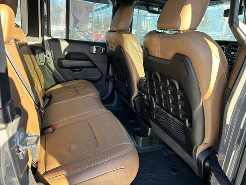 Used 2023 Jeep Wrangler Unlimited Rubicon w/ Steel Bumper Group image 21