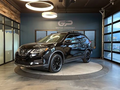 Used 2017 Nissan Rogue SV w/ Midnight Edition Package AWD/4WD image 7